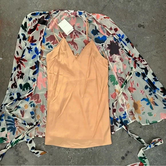 Women’s Shirt Set - Picture 2 of 9